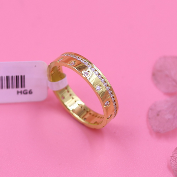 Slender Shimmering Diamond Ring