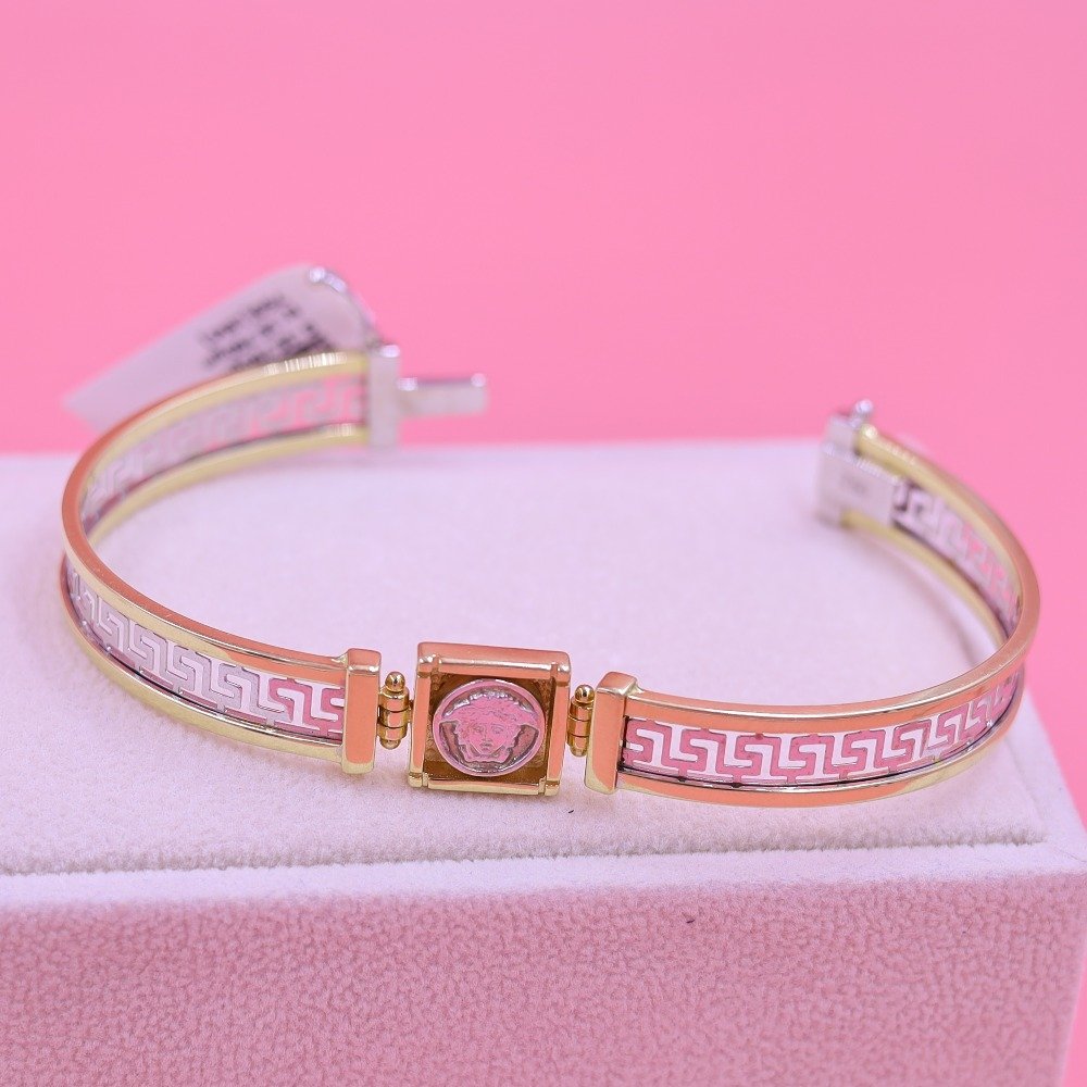 Shawky Jewelery - Versace 18k gold bracelet & necklace 34.74g | Facebook
